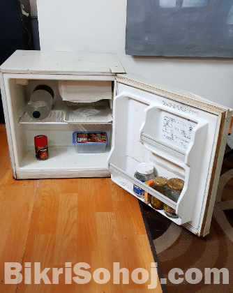 Mini fridge